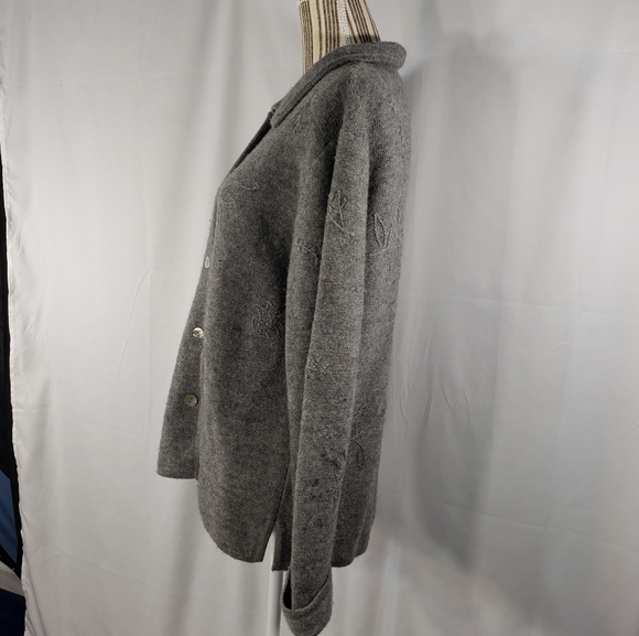 Herman Geist Grey Button Down Sweater Jacket w/Embroidery Size Medium - Picture 3 of 7